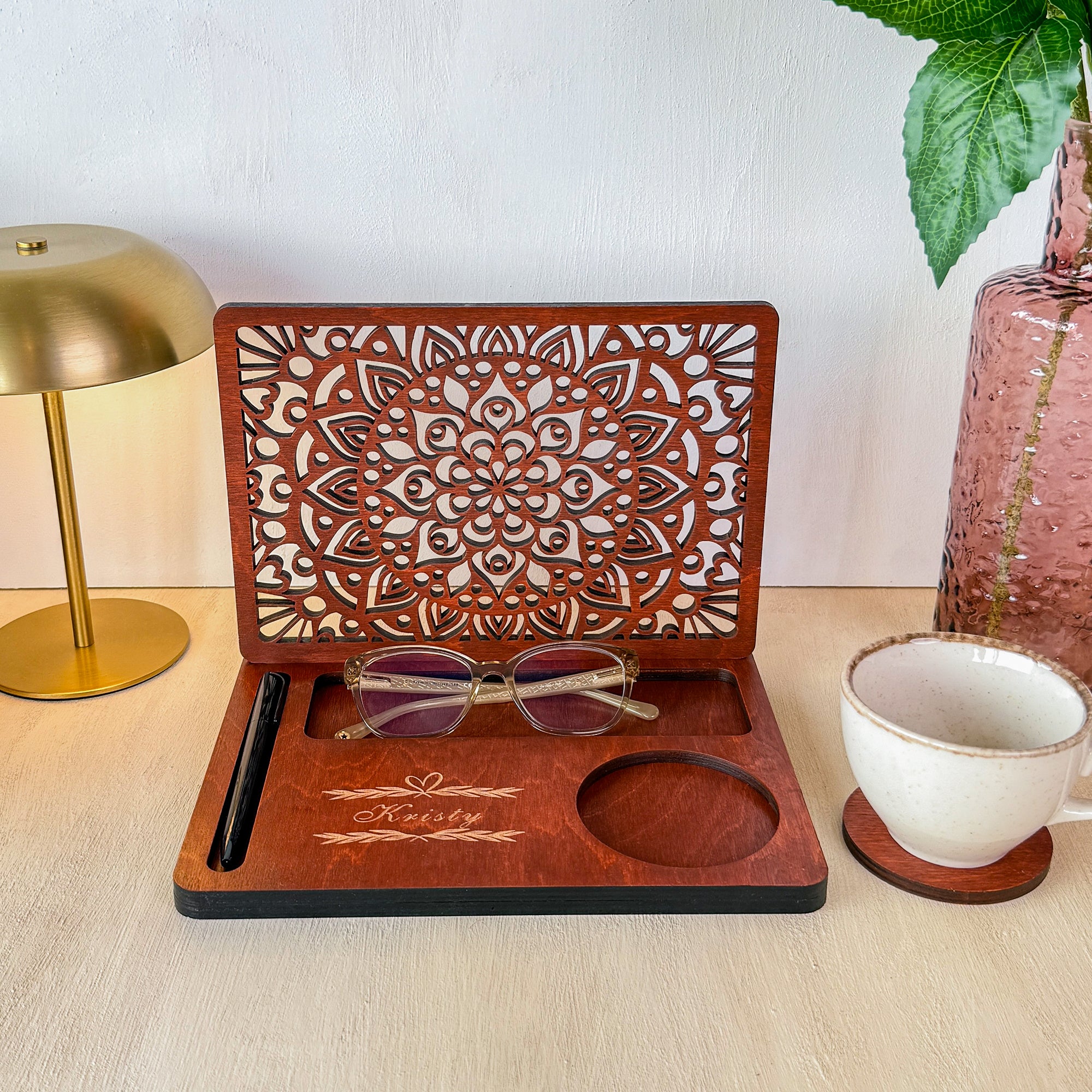 Kişiselleştirilebilir Ahşap Masaüstü Düzenleyici | Kitap Ayracı & Bardak Altlıklı Organizer