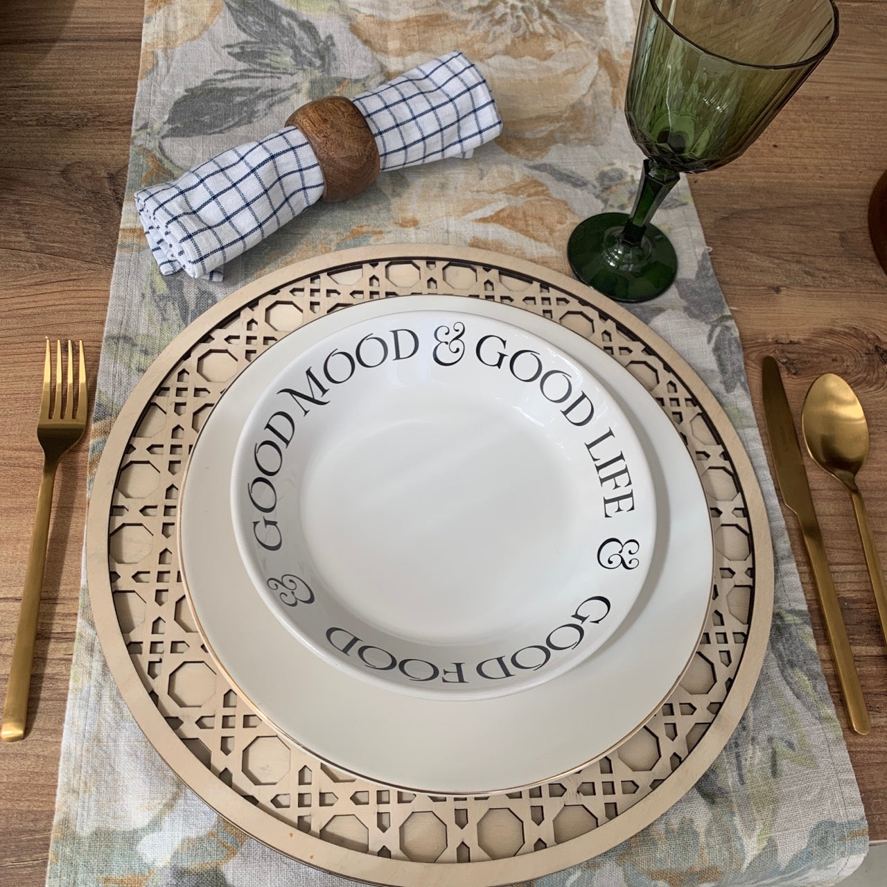 Rattan Ahşap Supla, Yemek Masası Dekoru