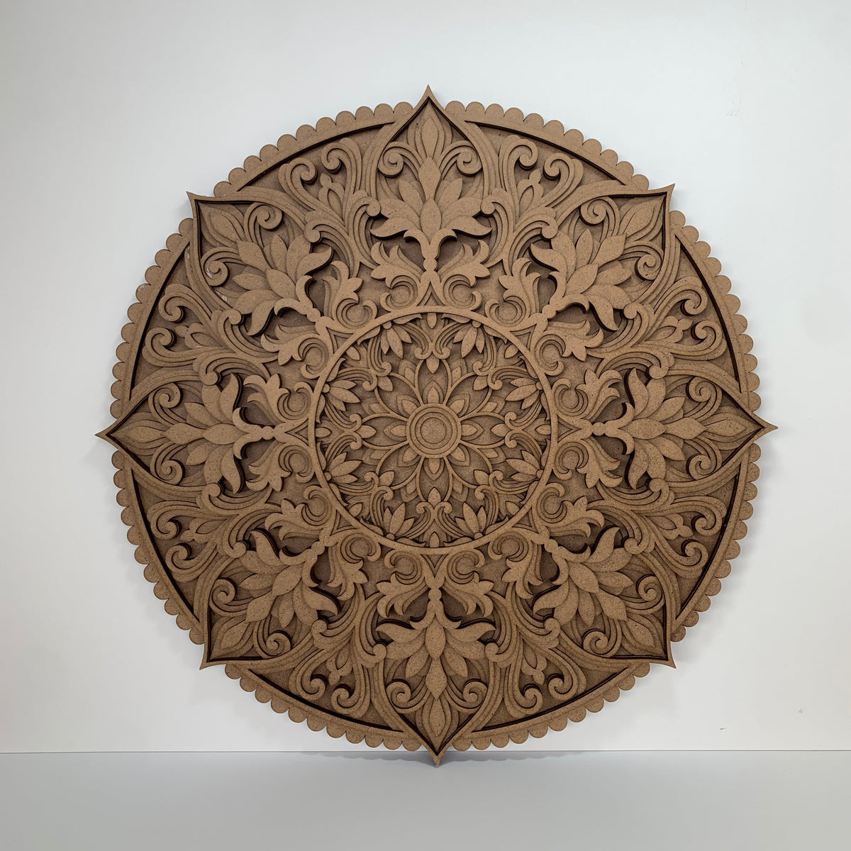 Ahşap mandala duvar dekoru – katmanlı yapı