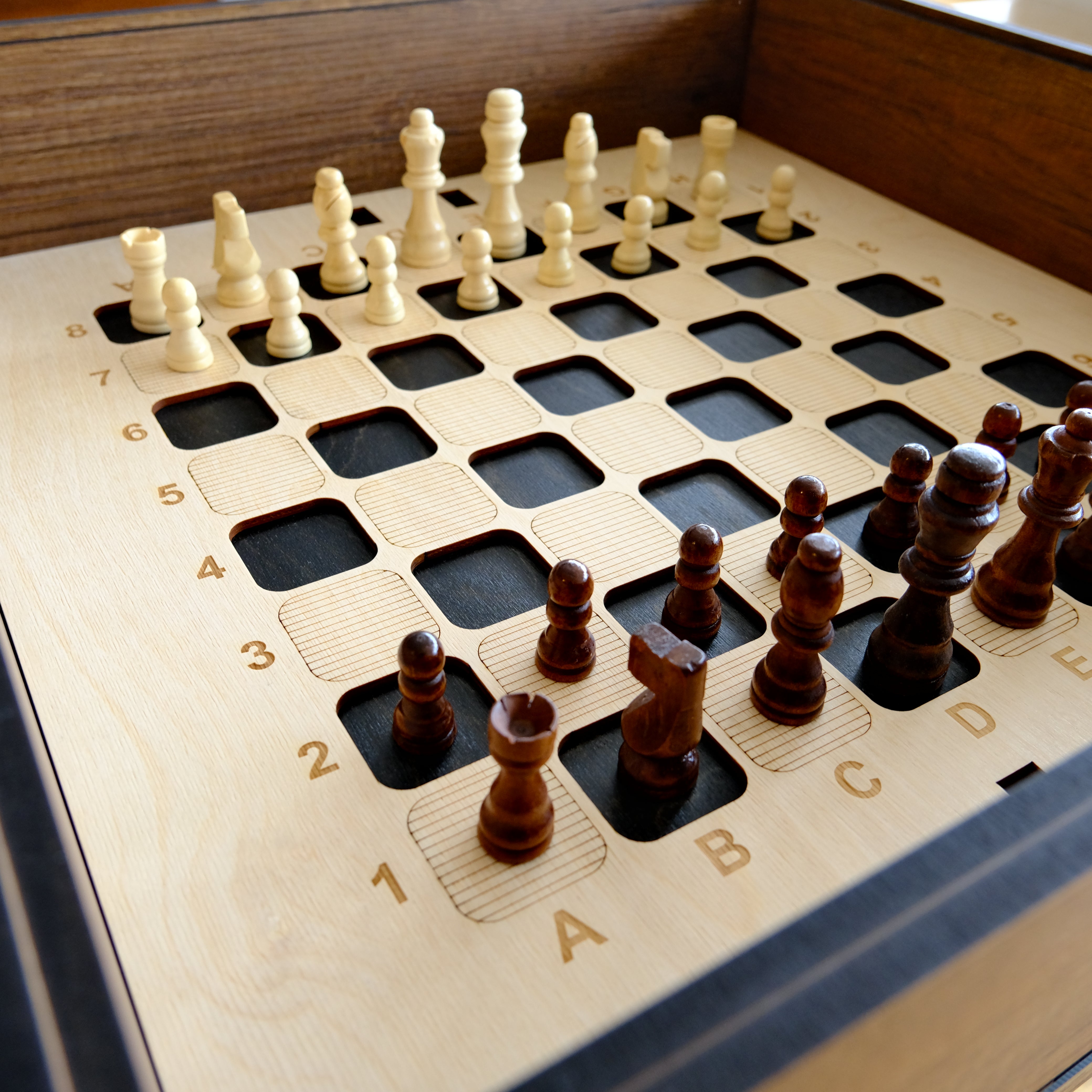 LED’li Çok Amaçlı Dekoratif Satranç ve Kahve Sehpası