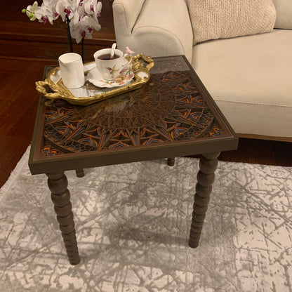 El Yapımı 3D Mandala Yan Sehpa 48×50 cm – Modern Dekoratif Sehpa_Bordo