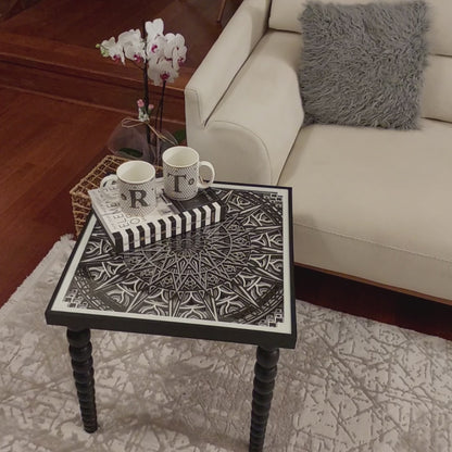 El Yapımı 3D Mandala Yan Sehpa 48×50 cm – Modern Dekoratif Sehpa